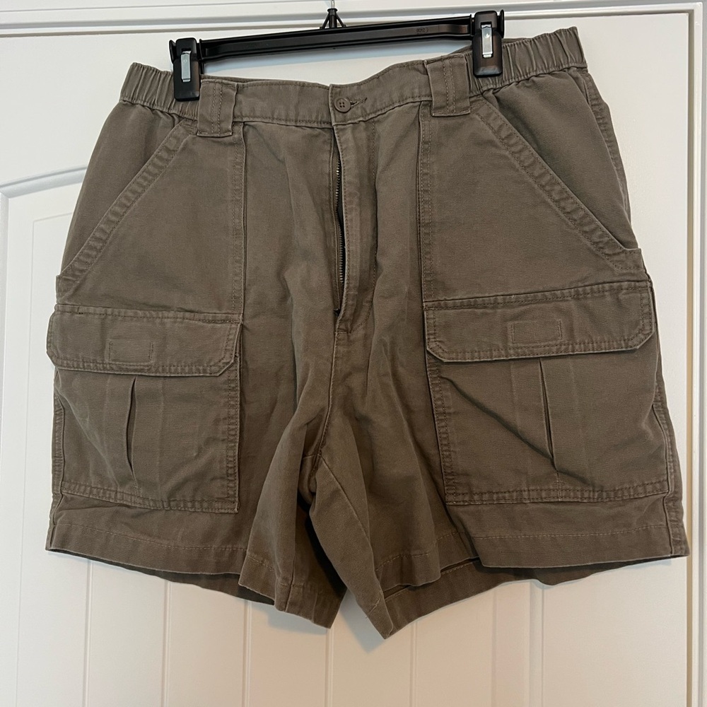 Savane Men’s Cargo Shorts Size 36